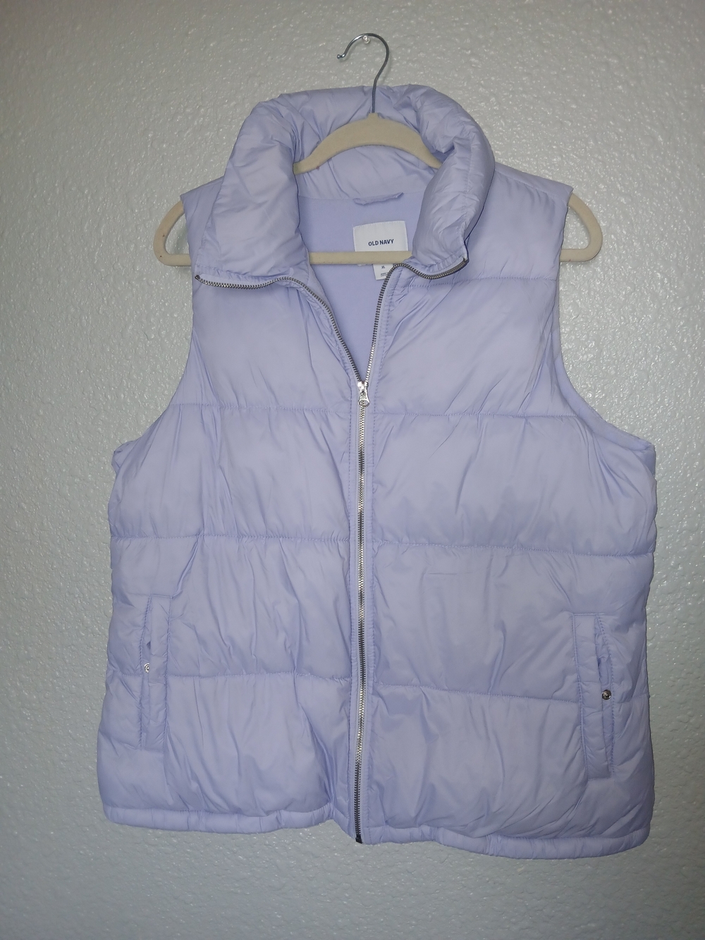Old Navy Women's Lavender Quilted Puffer Vest